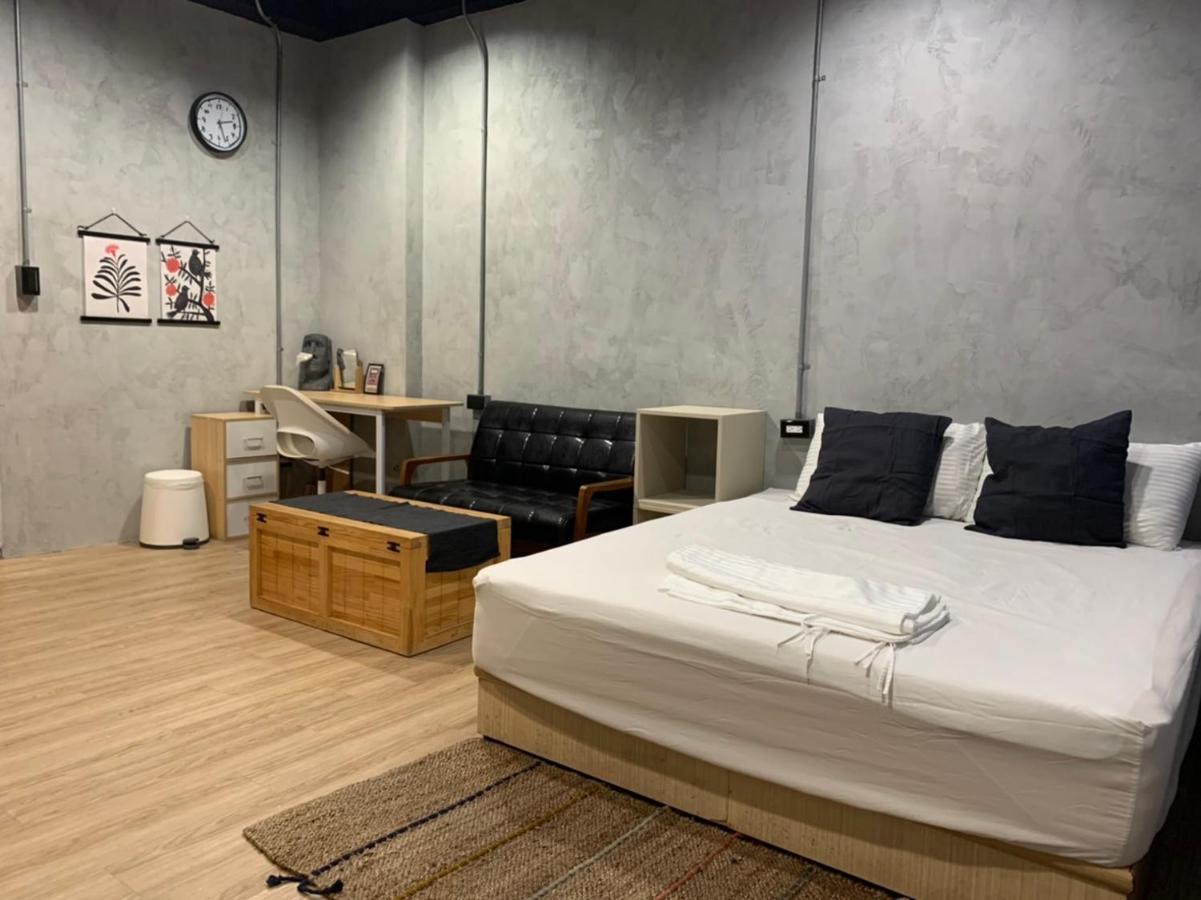 Wuhoo House Apartment Каосюн Екстериор снимка